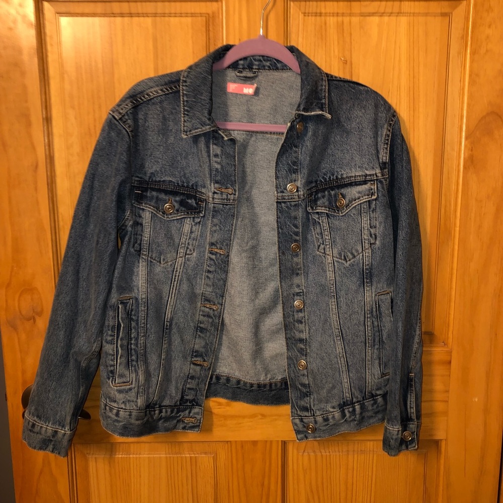 Oversized medium wash jean jacket